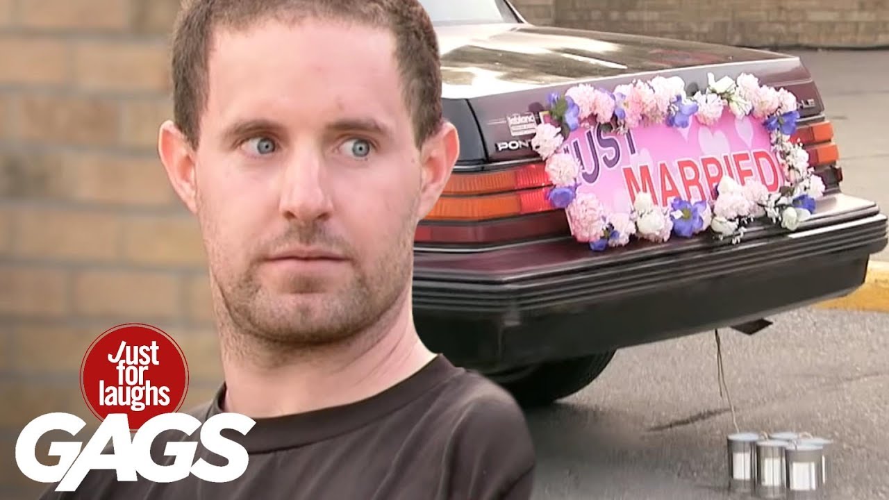 Mejores Bromas - Pareja Gay Recién Casados