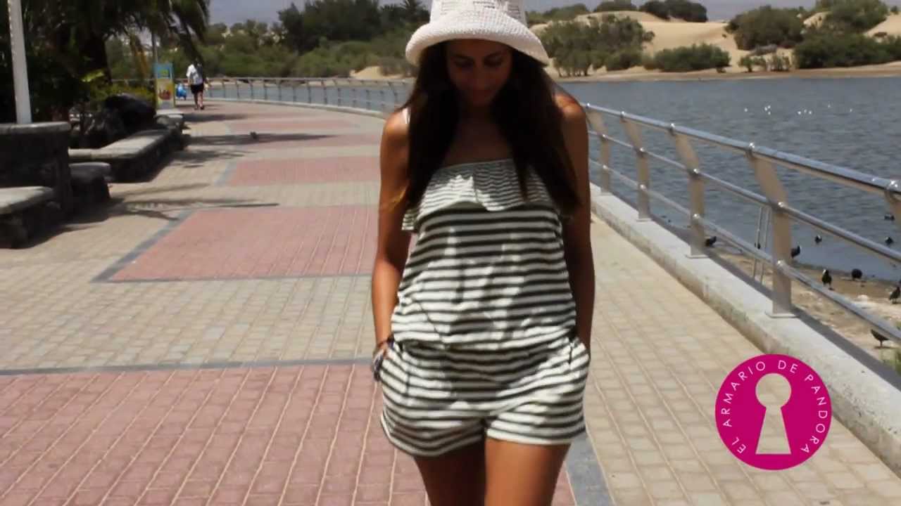 10 looks de tendencia para ir a la playa.