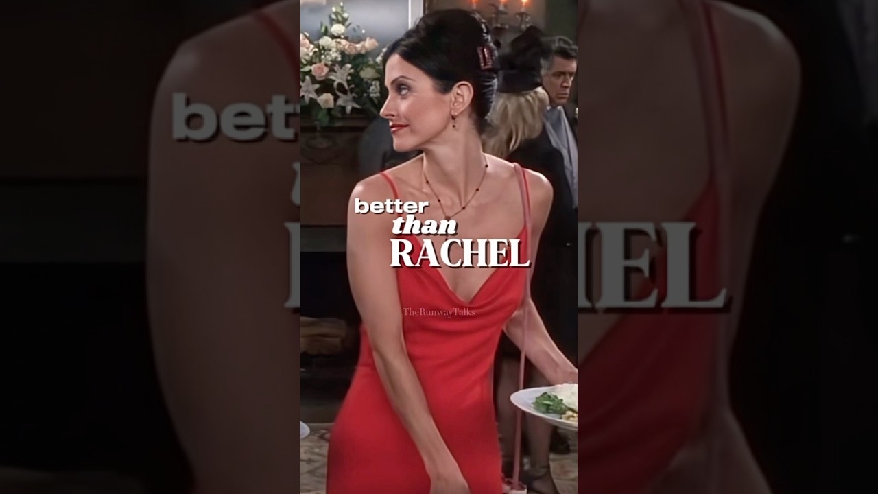 she looked BETTER than Rachel Green! #friends #reddress #fashion #style #monicageller #rachelgreen