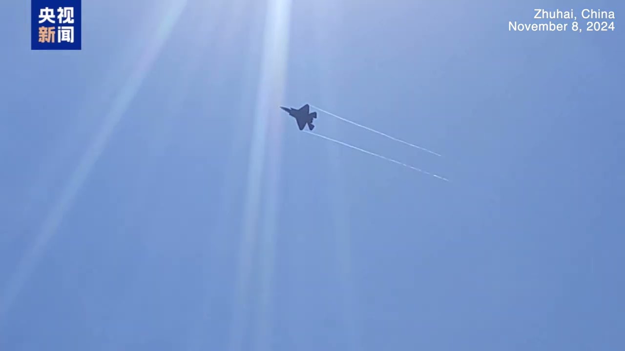 SCENE: China's most advanced J-35 stealth fighter unveiled at Zhuhai Airshow