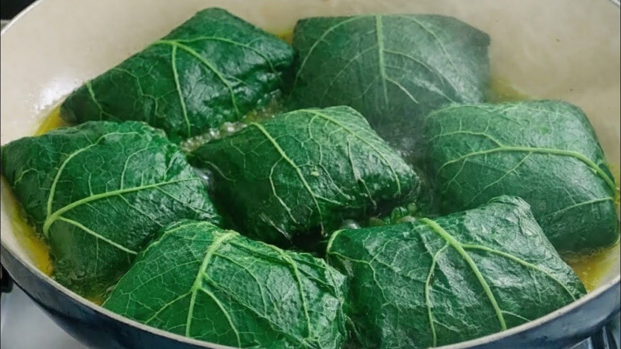 গ্রামবাংলার স্বাদ 😋 লাউ পাতায় কই মাছ ভাপা | সহজ দেশি রেসিপি  ।Healthy and tasty recipe