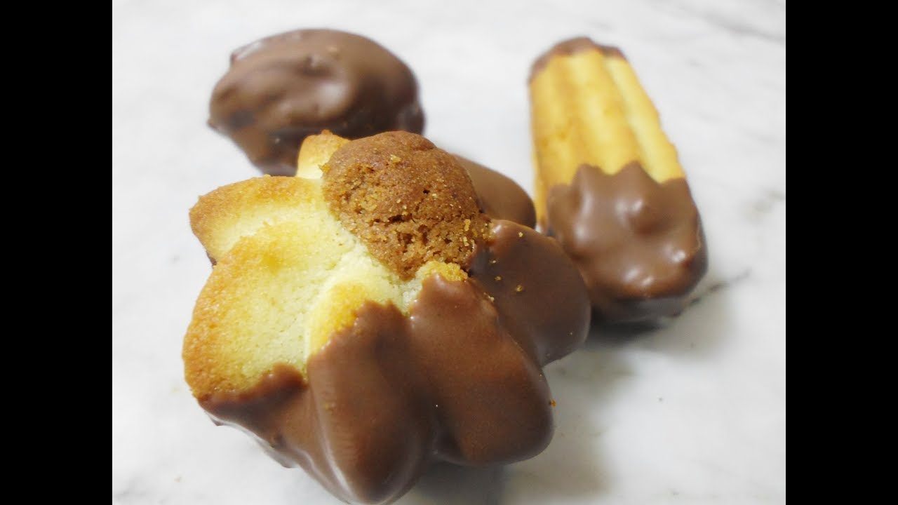 بتي فور  (1) les petites fours