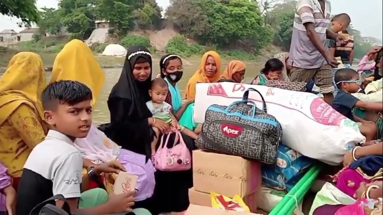 নৌকায় মধ্যনগর ভ্রমন | রাজুর বিয়েতে যাচ্ছি মধ্যনগর নৌকায় | নৌকায় ভাটি অঞ্চলে ভ্রমন
