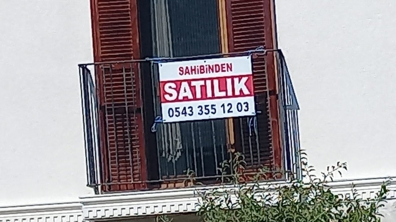 İZMİR KARABURUNDA DENIZE ÇOK YAKIN SAHİBİNDEN SATILIK EV SAHİLİ VE DENİZ