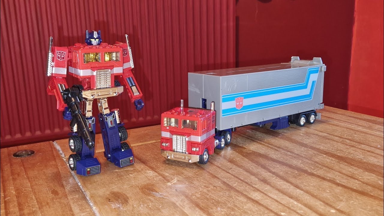 TRANSFORMERS Missing Link C-01 Cybertron General Commander CONVOY (Extra Video Footage Edition)