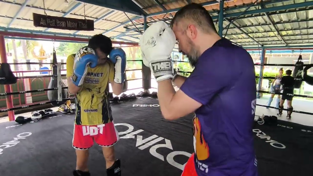 Sitjaopho Muay Thai, Kru Phetmai Vs Filip 🙏
