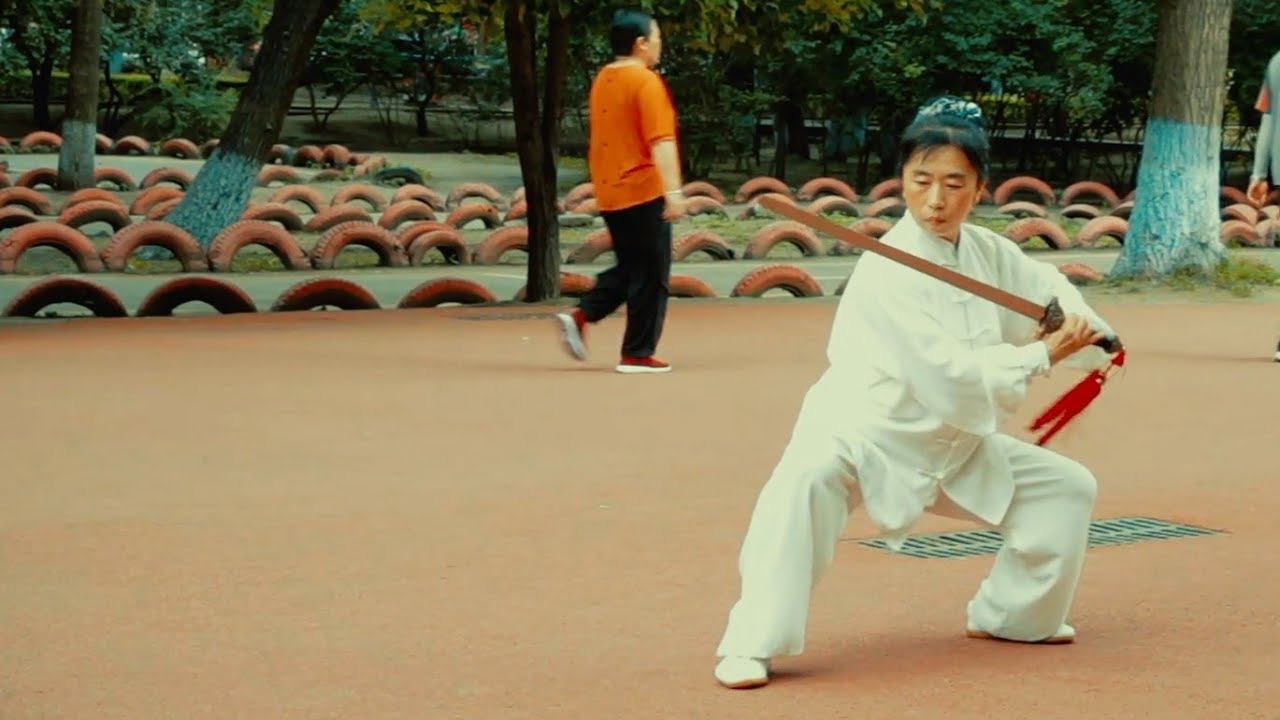 武当太极剑 - WuDang TaiJi Sword 49 Forms. Just practicing ...