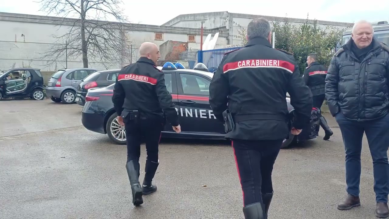 Sassari, sparatoria a Predda Niedda: uomo ferito a una gamba nel piazzale di una concessionaria