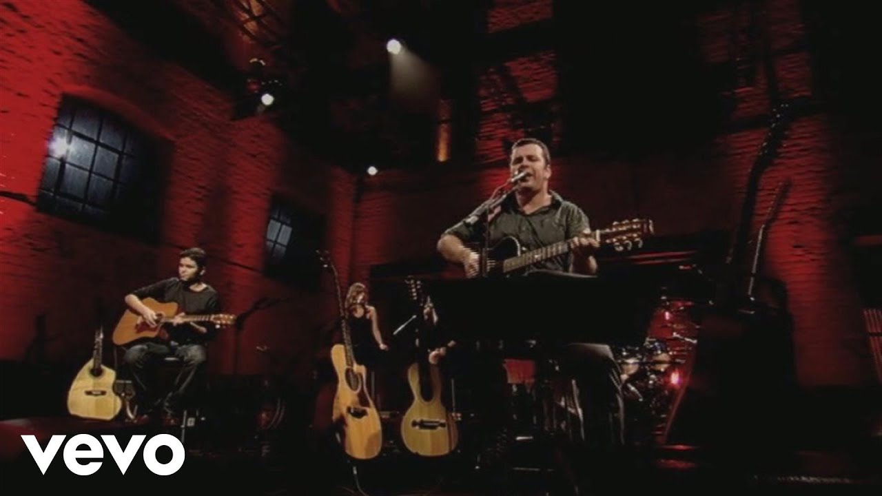 Emmerson Nogueira - Listen To The Music