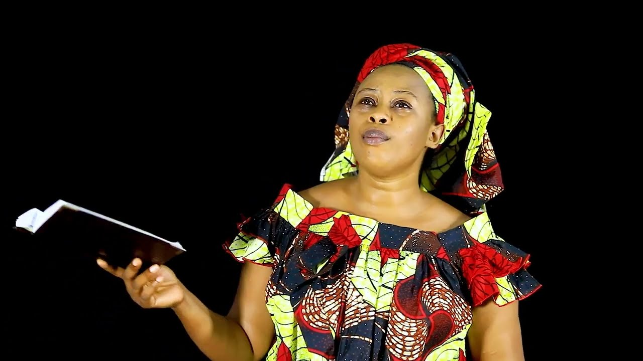 HARIHW'ICYO NKWAKA MWAMI BY GIRAMAHORO//373 Mugushimisha.
