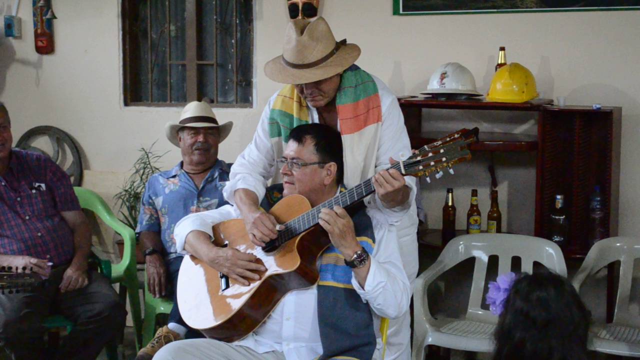 Esperanza - Hermanos Monroy.  (guitarra a cuatro manos)