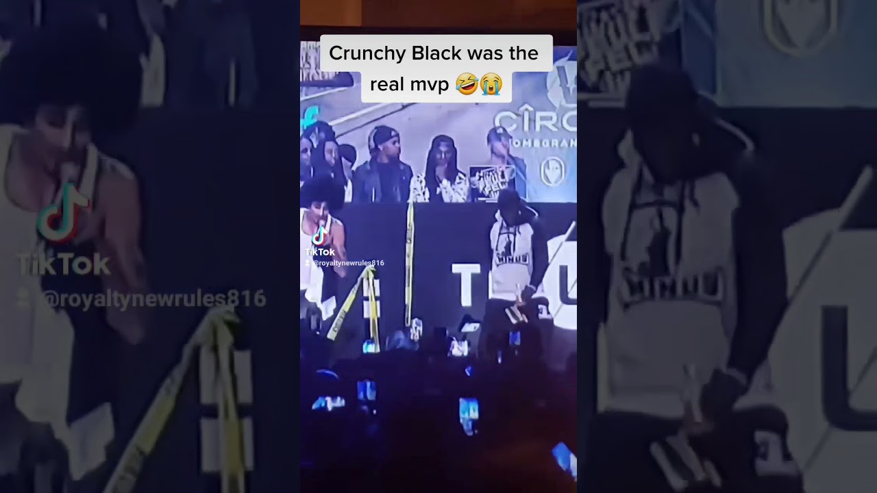 Crunchy Black Gave No Fux The Whole Fuckin Show