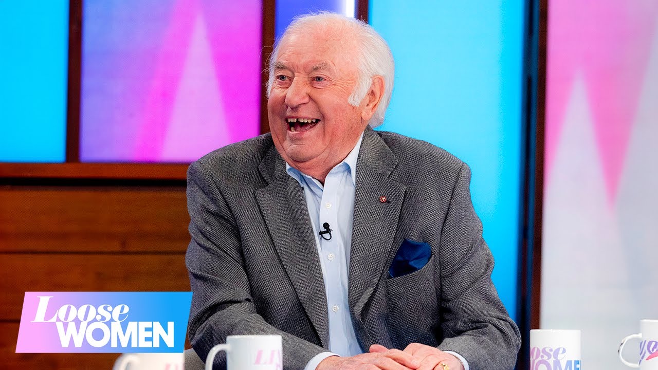 Jimmy Tarbuck on His Memories of the Palladium, Famous Friends & Brand New Tour | Loose Women