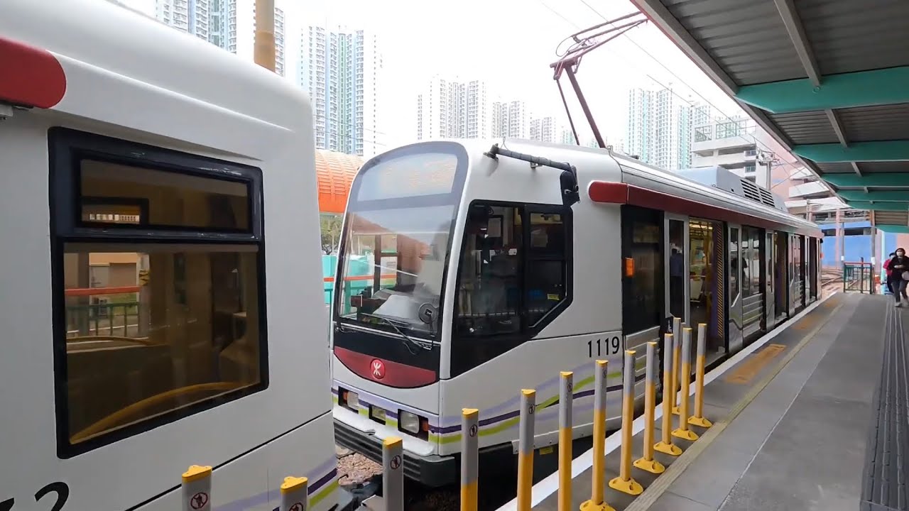 輕鐵第四期列車 1132+1119@761P 頌富至天逸 及 1124+1121 於天逸三台清客