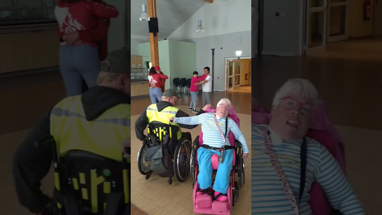 Der Drei Groschen Engtanz