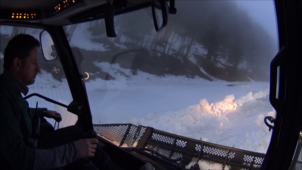 Stéphane à la rescousse des pistes du Col de Rousset ! Damage en Prinoth Bison