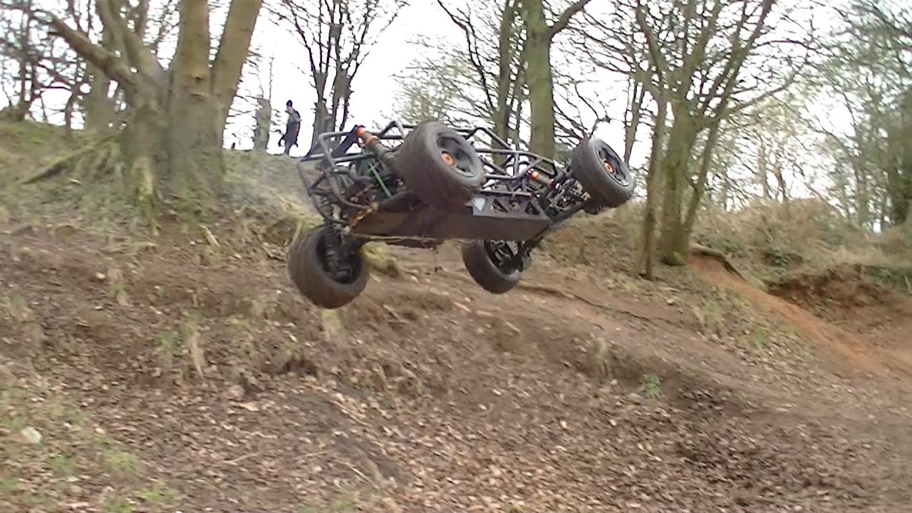 Meet the Baja Brothers - HPI Baja 5B & KM002C - RC Car Club