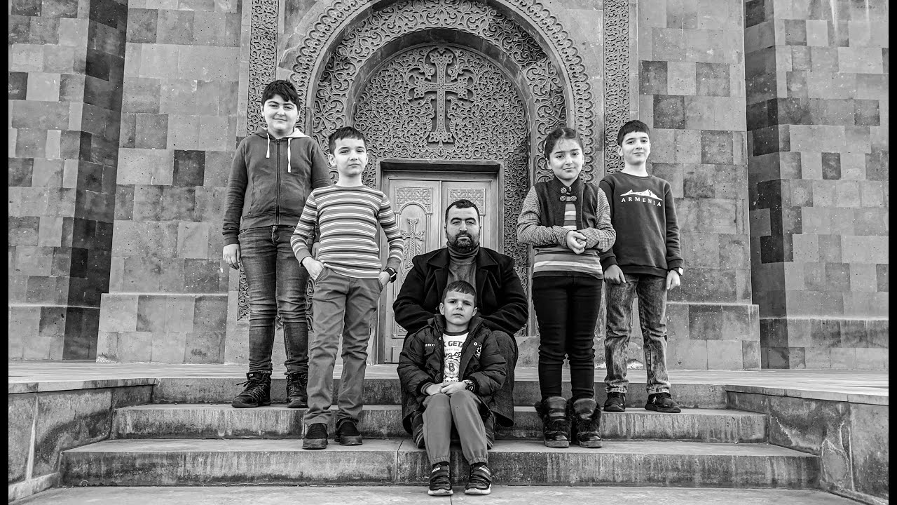 Երկրպագում եմ