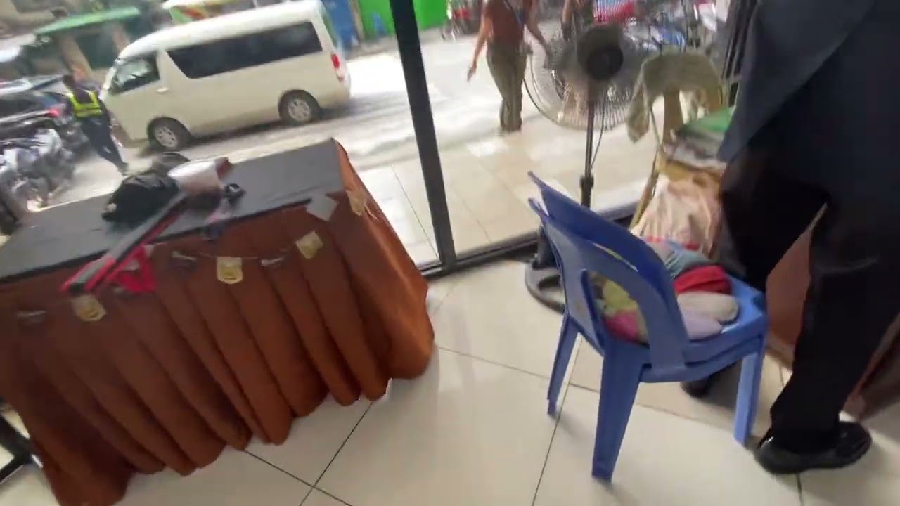 4533