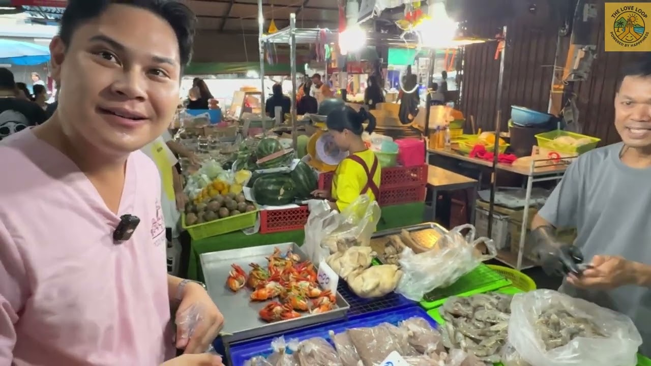 WHAT CAN WE LEARN FROM THIS 100 YEAR OLD MARKET?  CHAT CHAI MARKET HUA HIN, THAILAND