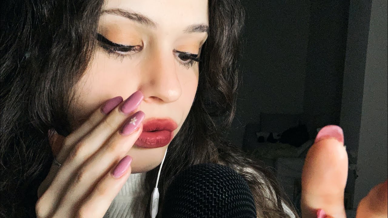 GREEK ASMR || 👄Close up whisper & mouth sounds  (BINAURAL)👄