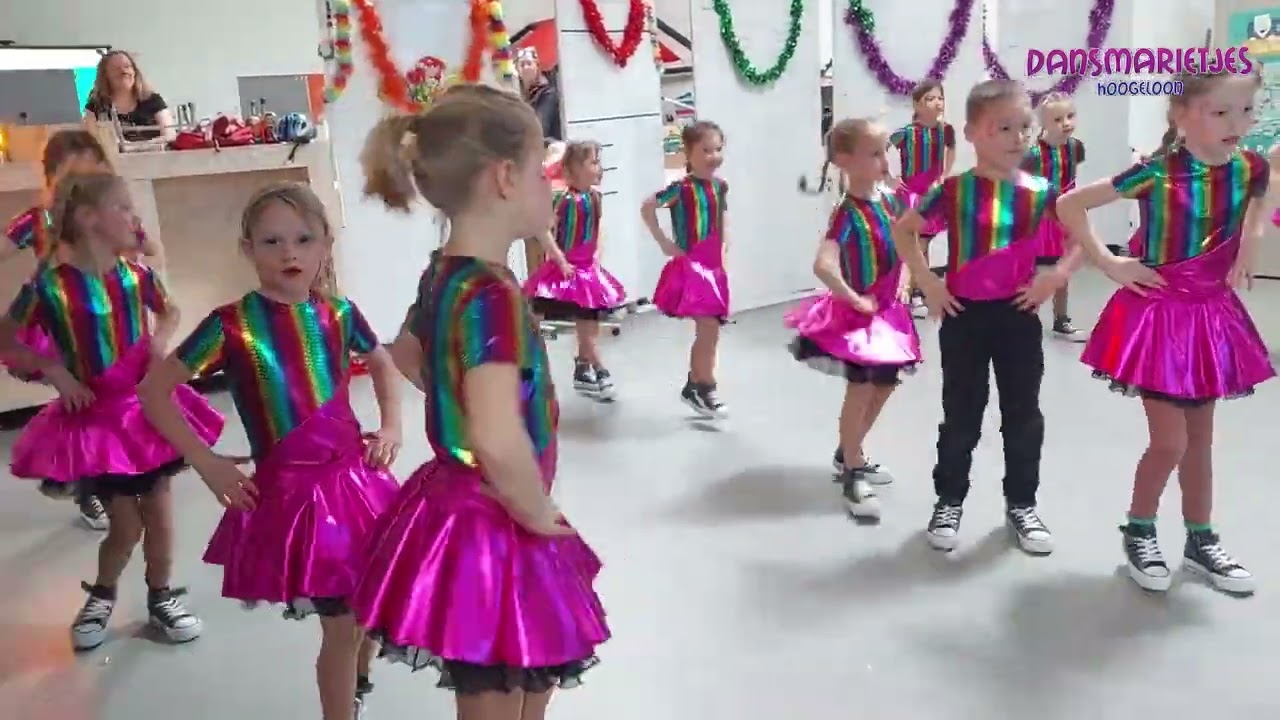 Dansmarietjes Hoogeloon mini's aftermovie 2023