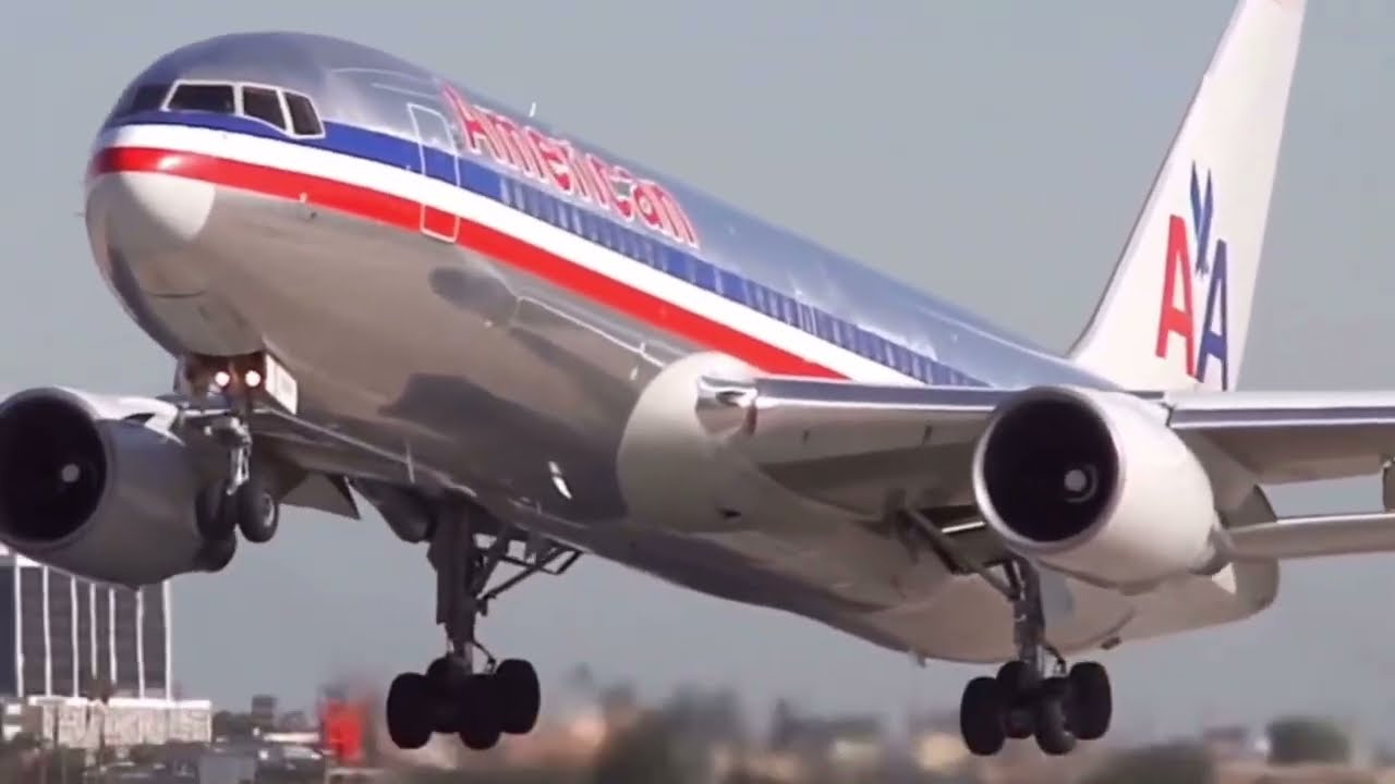September 11, 2001 - THE FIFTH PLANE #911 #september11 #nyc #neverforget #americanhistory