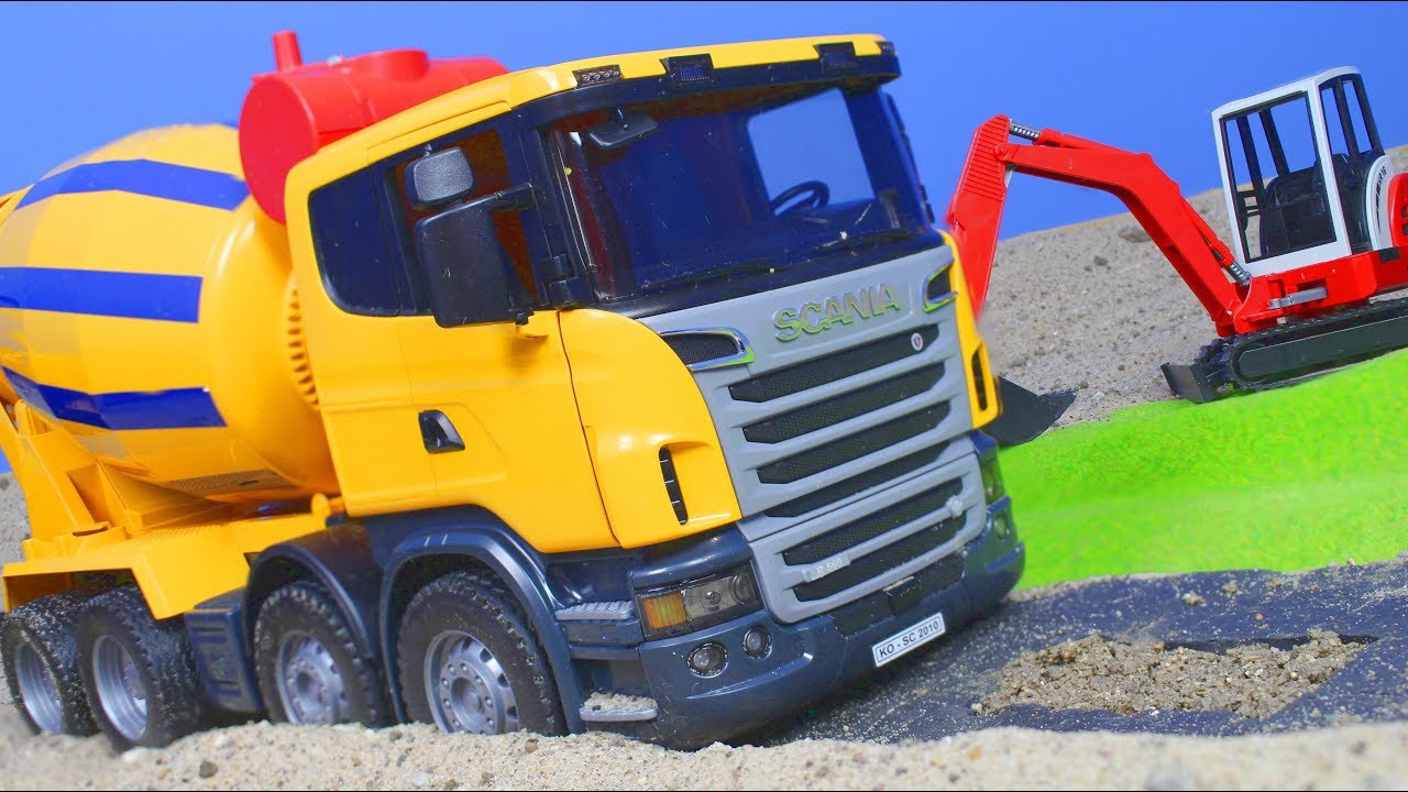 Bagger, Lastwagen, Kran & Spielzeugautos Baustelle | BRUDER Spielwaren Construction f&uuml;r Kinder