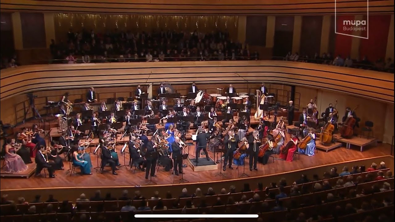 Vinicio Meza : Concerto for trombone quartet and symphony orchestra