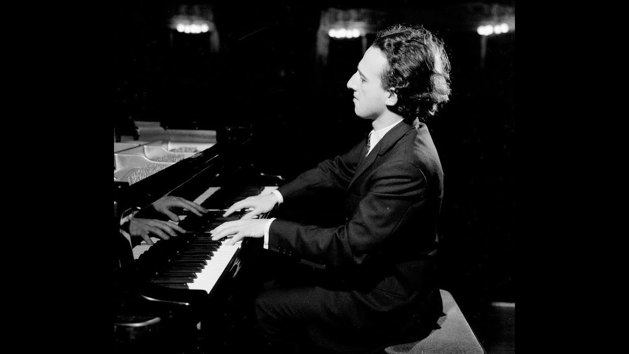Maurizio Pollini ~ Schubert Klavierst&uuml;cke D.946, D.784 | Schumann Fantasie op. 17, op. 133 ~ 1979