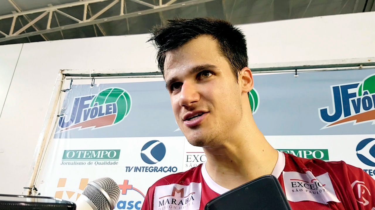 Renan comenta vit&oacute;ria e pede video challenge na Superliga