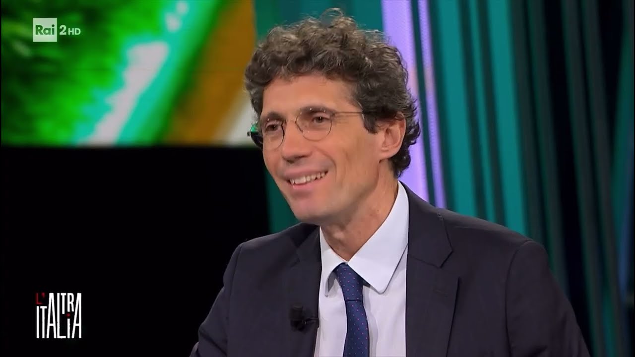 Droghe: scontro Magi - Gasparri a L'altra Italia su Rai 2