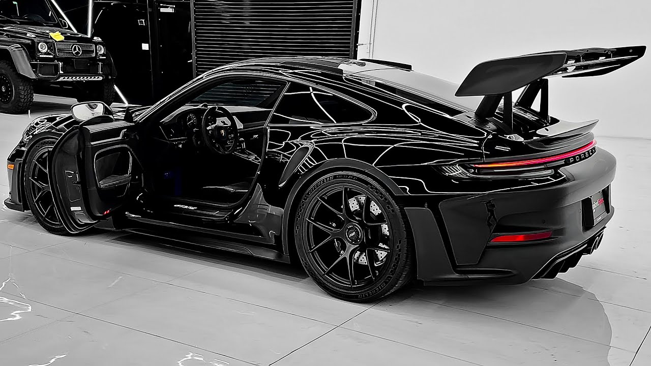 2025 Porsche GT3RS - The Wild Luxury Sports Car!