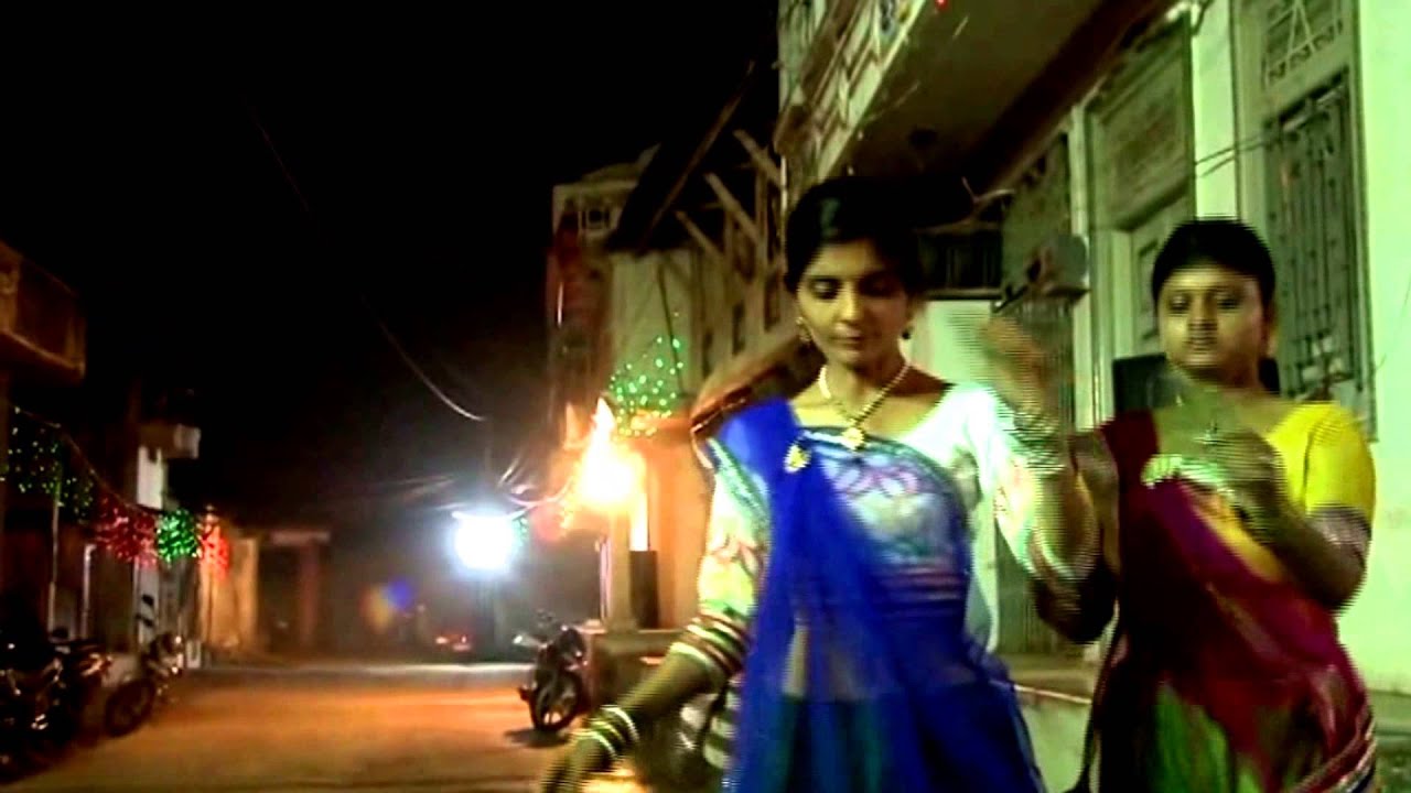 Awakhal Gaam Navratri Garba 2013 Part - 2