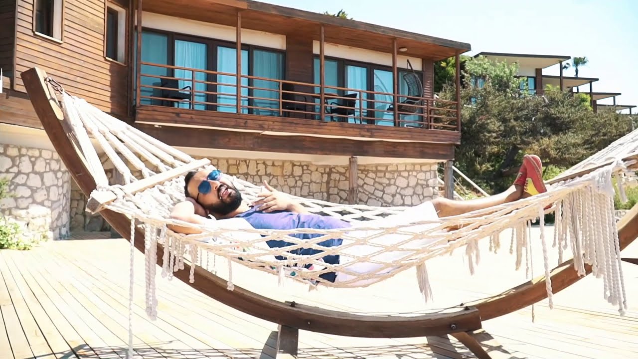 Romantik Erhan Re&ccedil;ete ( Orjinal Klip )
