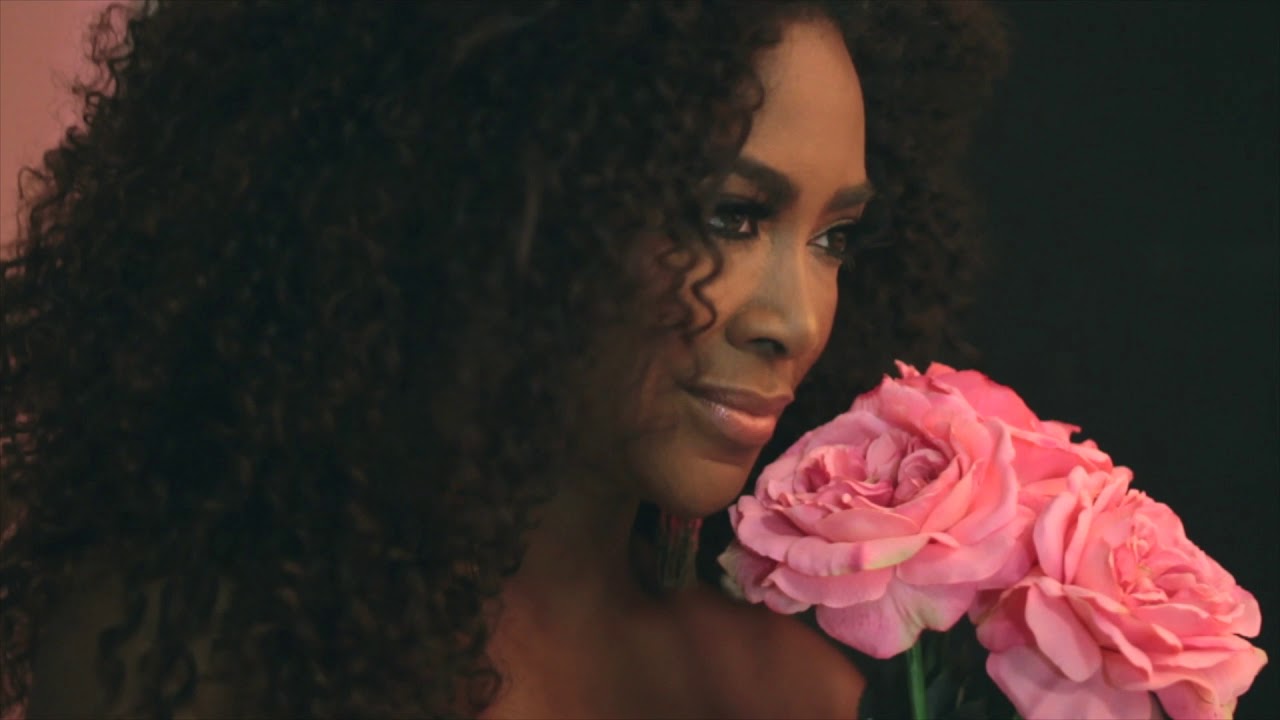#RHOA Kenya Moore - Behind the scenes with Sheen Magazine (Video by Blksheep.ent)