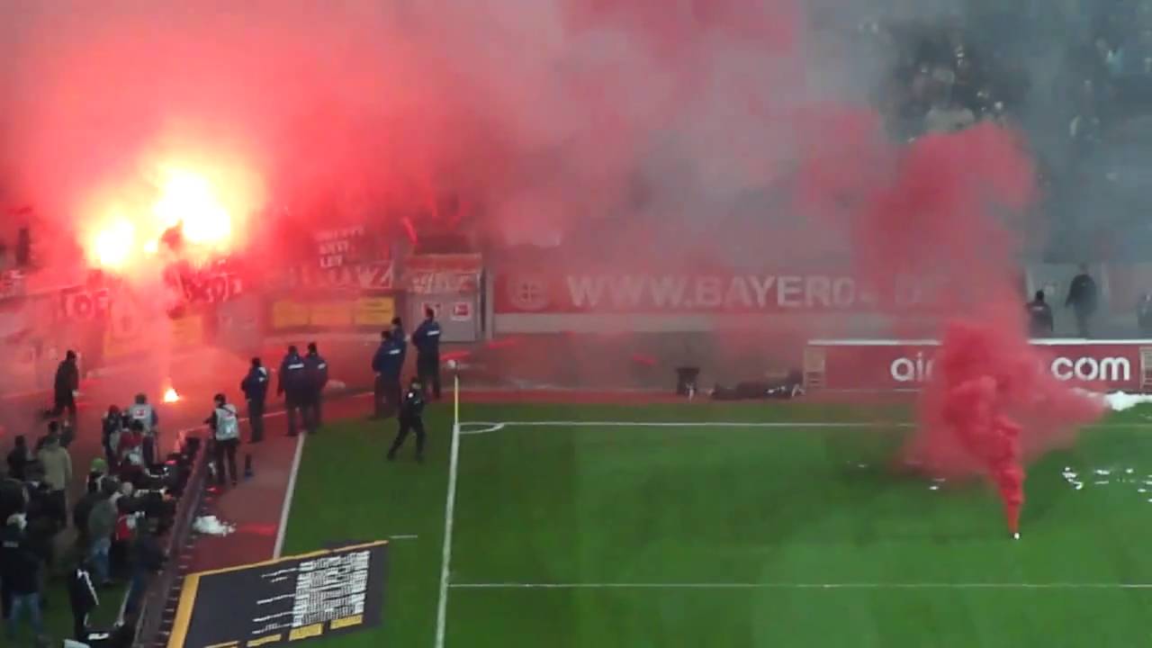 Bayer Leverkusen  - 1 FC Köln Pyro