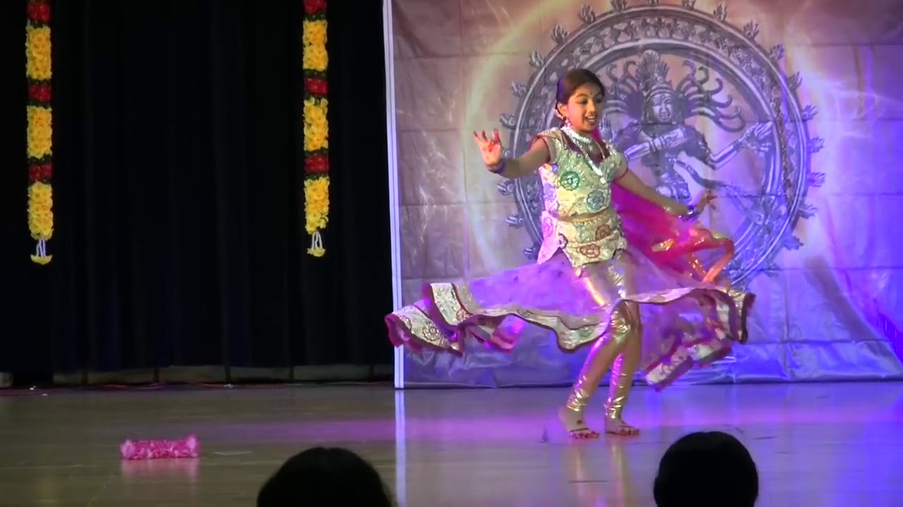 Avantika Vandanapu - Tribute to Mahanati Savitri - Aha Naa Pellanta from Maya Bazaar