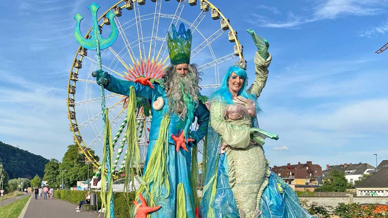 Neptun&Nixe - Stelzentheater