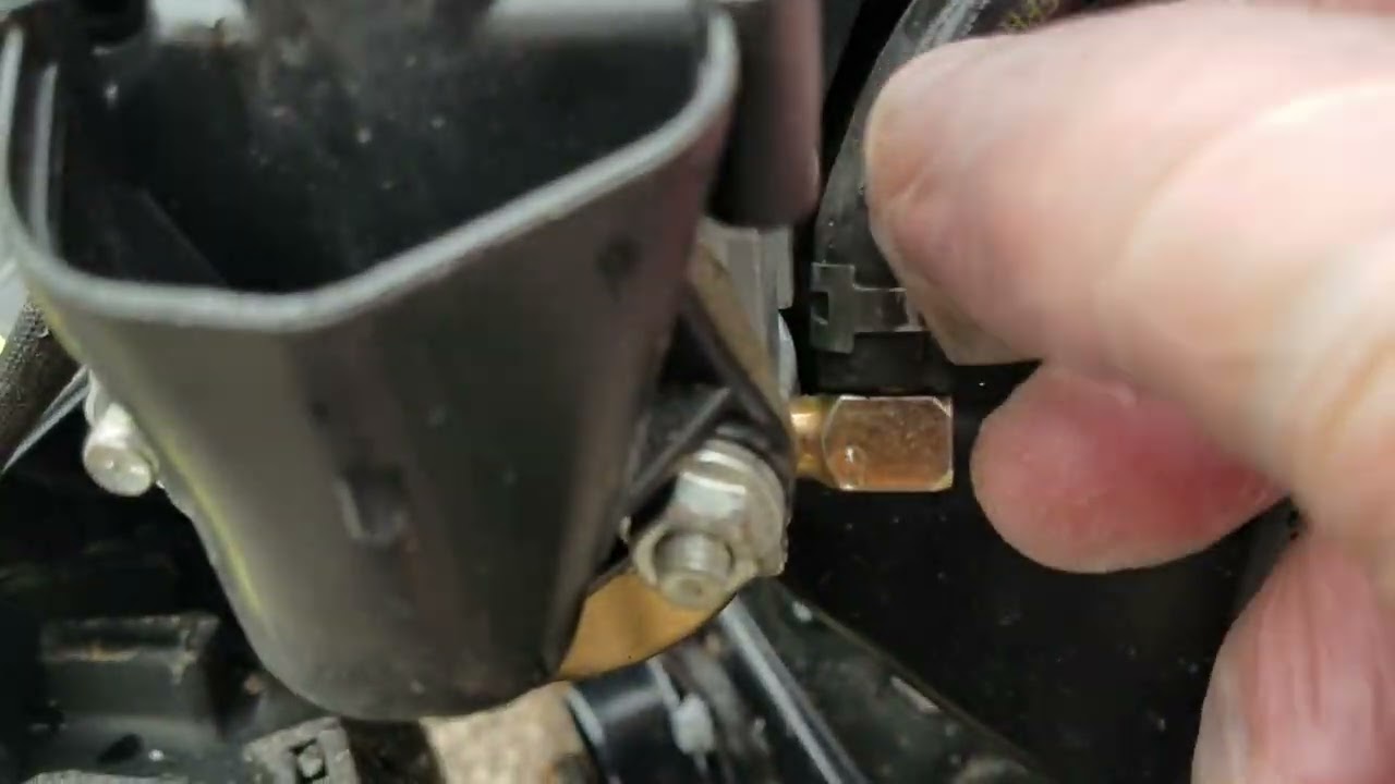 Cub Cadet 2 Stage Snowblower  Carburetor Removal! Snow Blower!