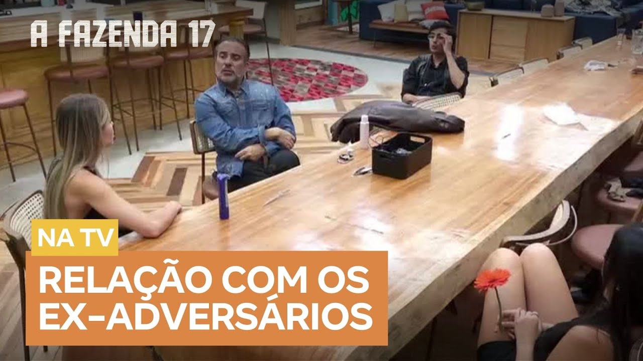 'Vieram até mim', diz Dudu sobre ex-peões que não cumprimentou durante festa | A Fazenda 17