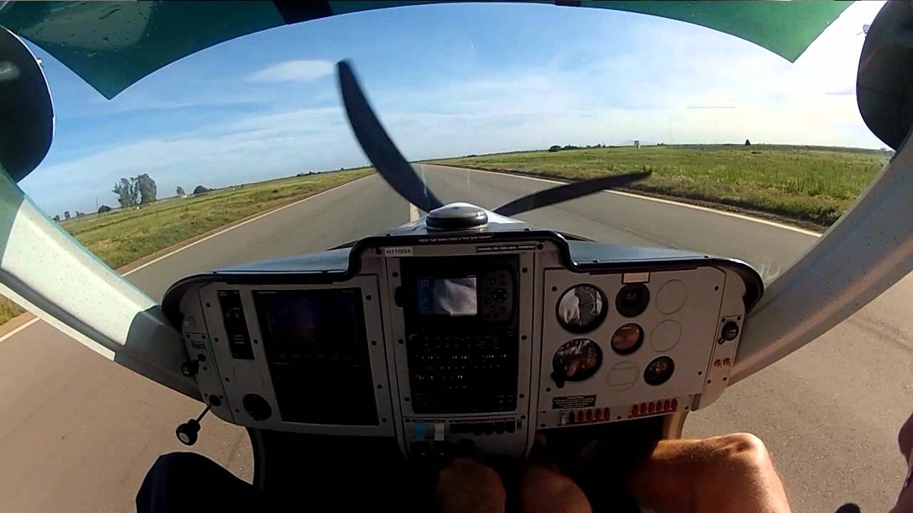 How to make a crosswind landing in a Remos GX
