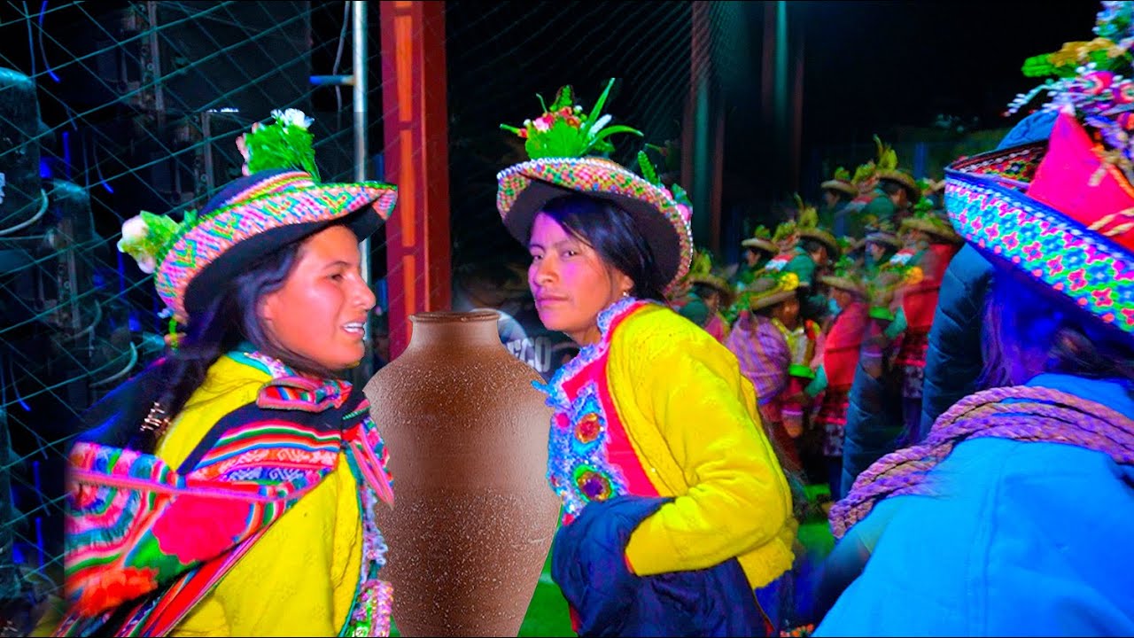 Yanay Ñawi Wiraccochas de Aparo en vivo
