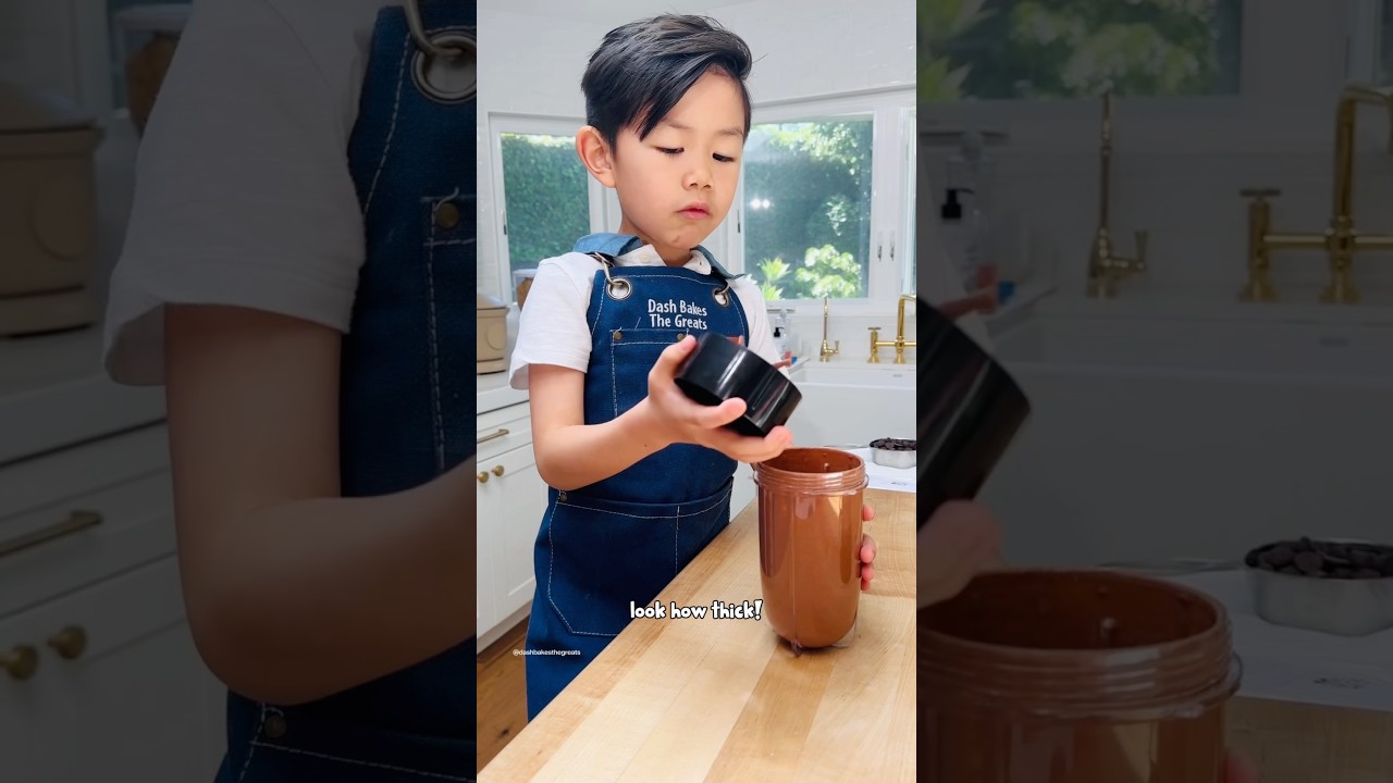 Can you really make 1 ingredient chocolate mousse? 🤔🍫 #foodhacks #kidchef #kidbaker