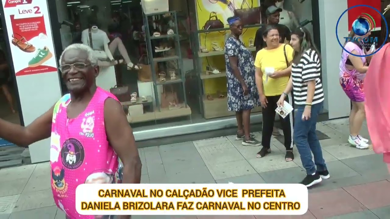 CARNAVAL NO CALÇADÃO,VICE PREFEITA DE PELOTAS DANIELA BRIZOLARA FAZ CARNAVAL NO CENTRO DE PELOTAS