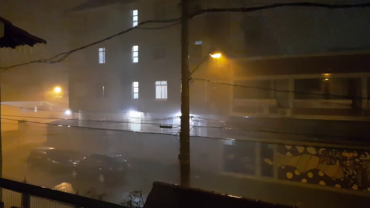 TRANSFORMADOR EXPLODIU! TEMPESTADE NO RJ