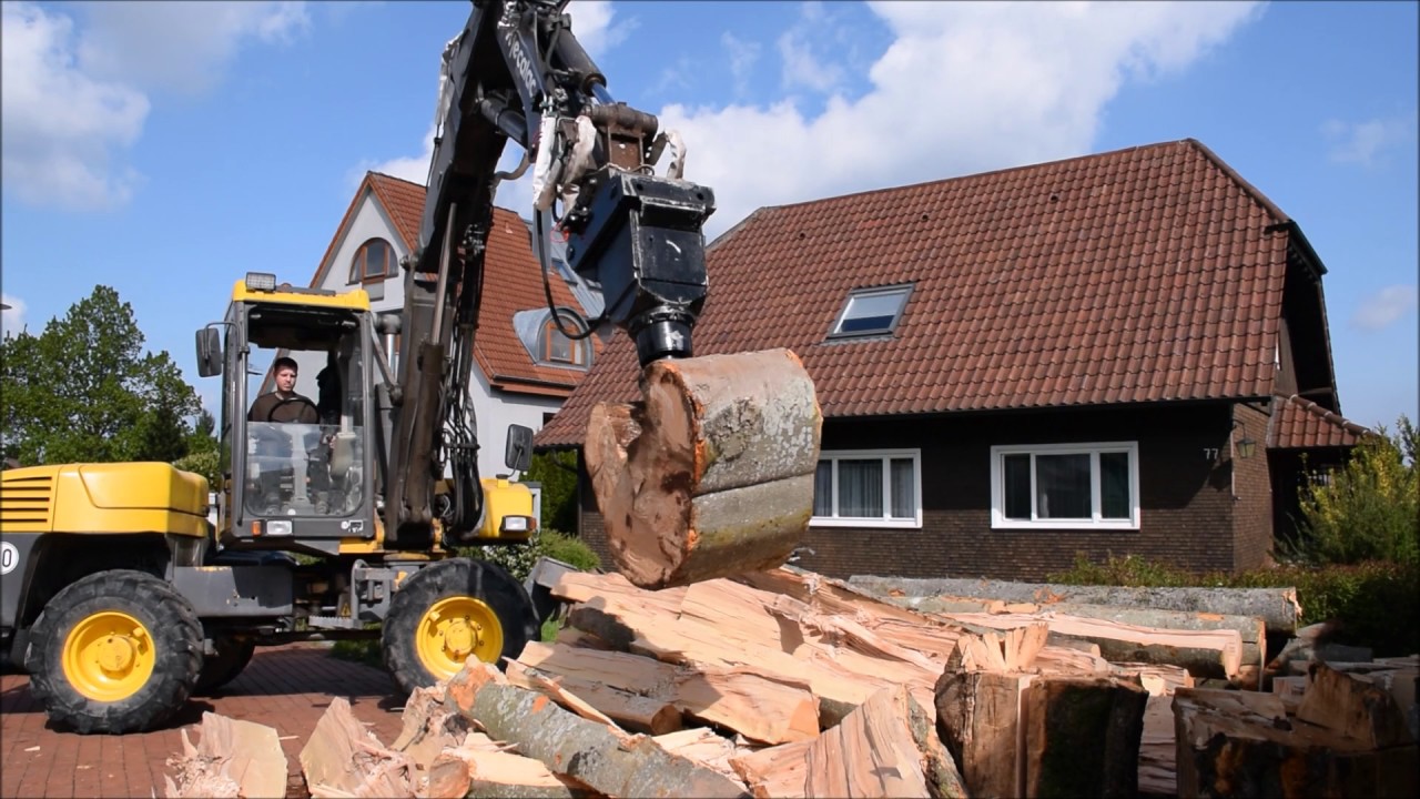 Eigenbau Kegelspalter am Mecalac 12 MTX Bagger