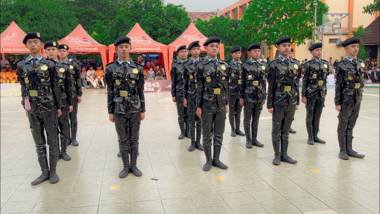 JUARA UTAMA 3 PASKIBRA SMPI FATHONUL BURHAN KARAWANG LKBB 543 COMPETITION SMK TEXAR KARAWANG 