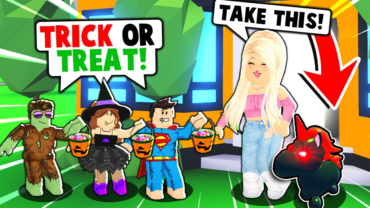 We Got THIS While TRICK OR TREATING In Adopt Me! (roblox adopt me)
