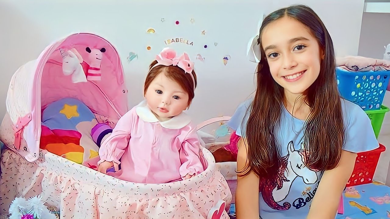 TOUR PELO QUARTO DA MINHA BEBÊ REBORN ★ Conhecendo o cantinho que montei para minha boneca Isabella